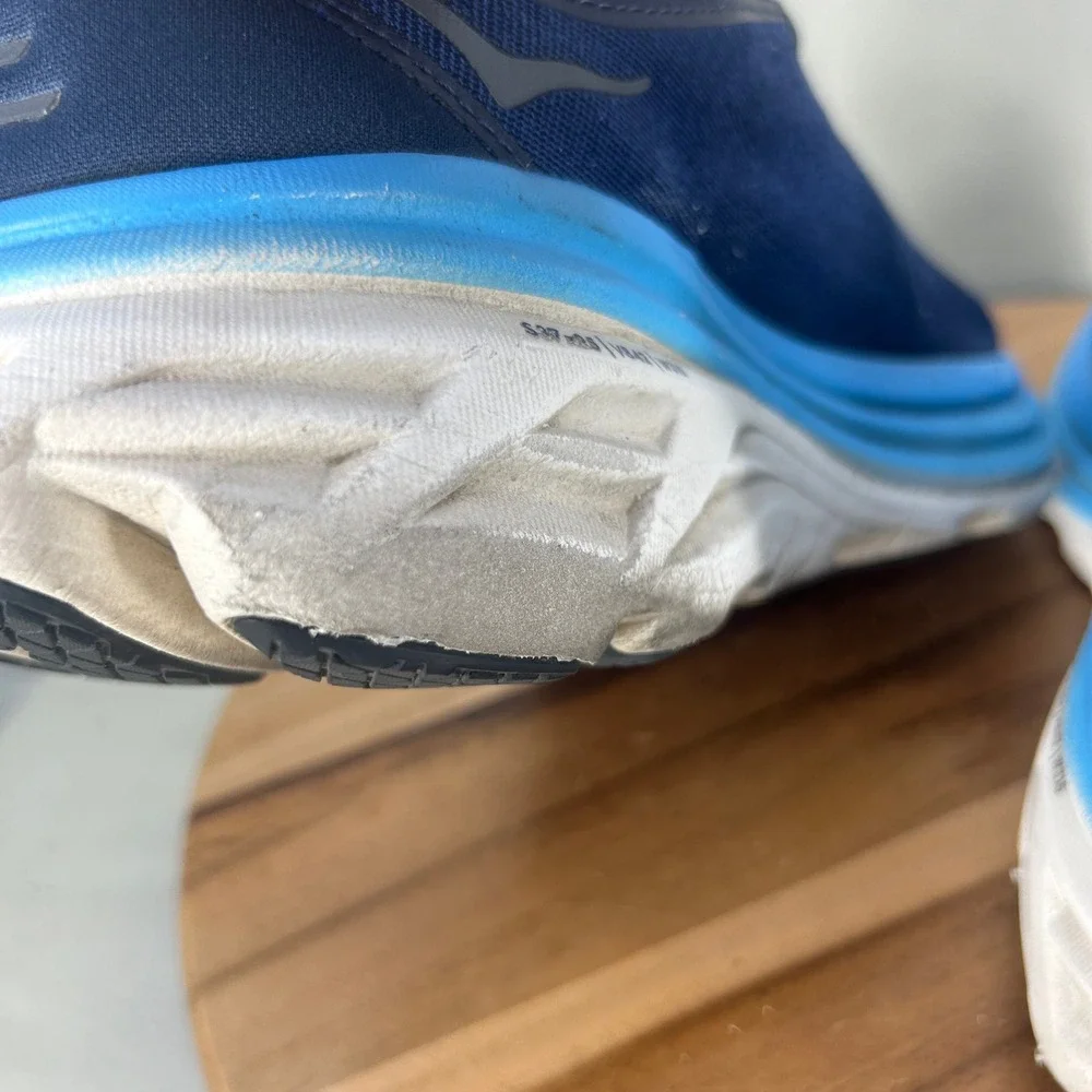 Hoka One One this well